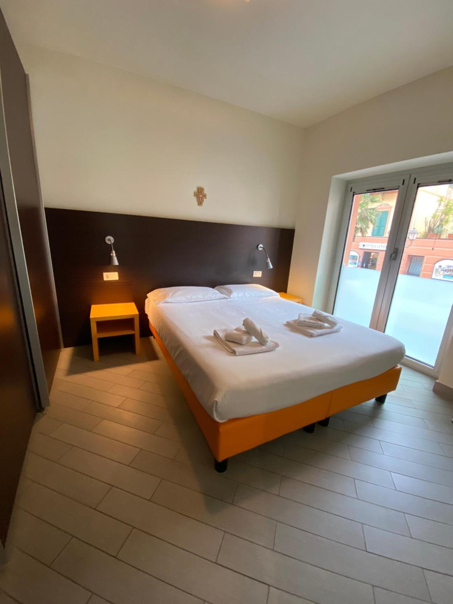 Residence Perelli Loano Kültér fotó