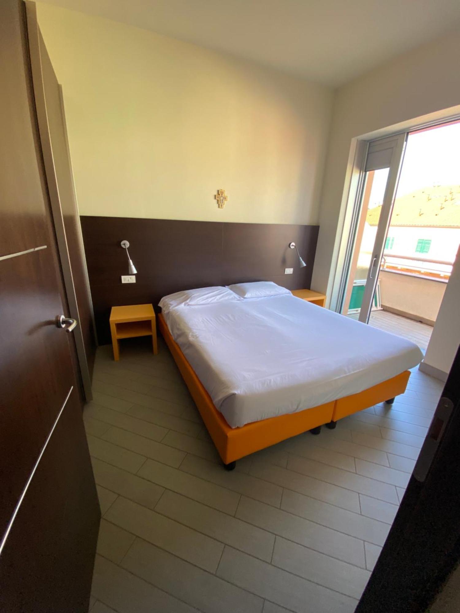 Residence Perelli Loano Kültér fotó