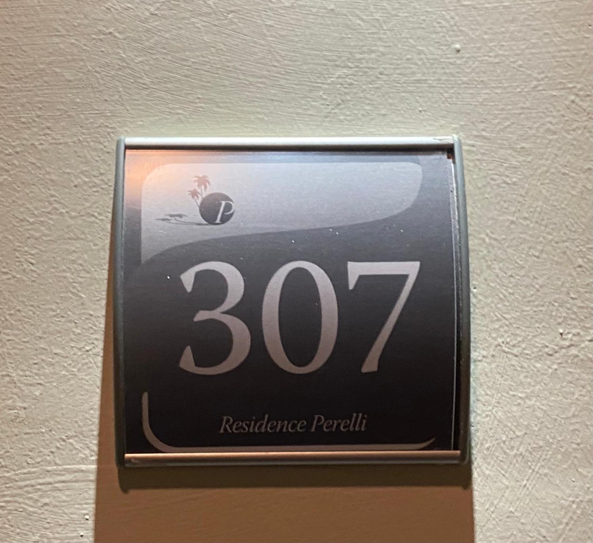 Residence Perelli Loano Kültér fotó